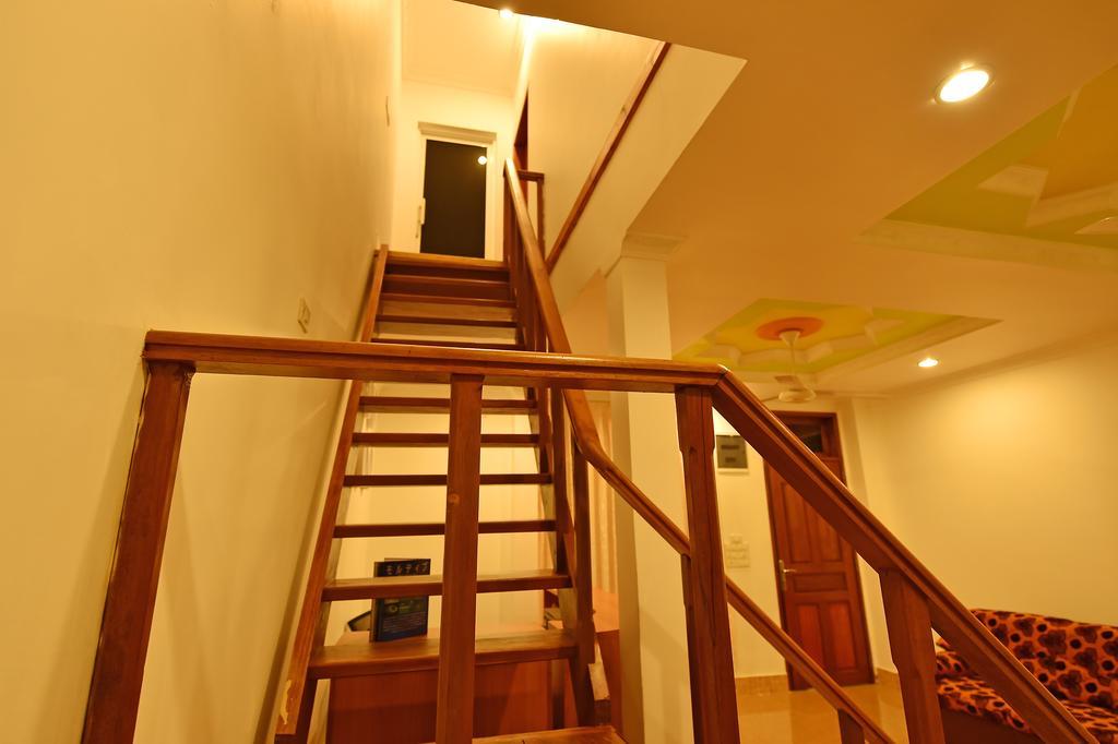 Rasdhoo Relax Inn Ngoại thất bức ảnh